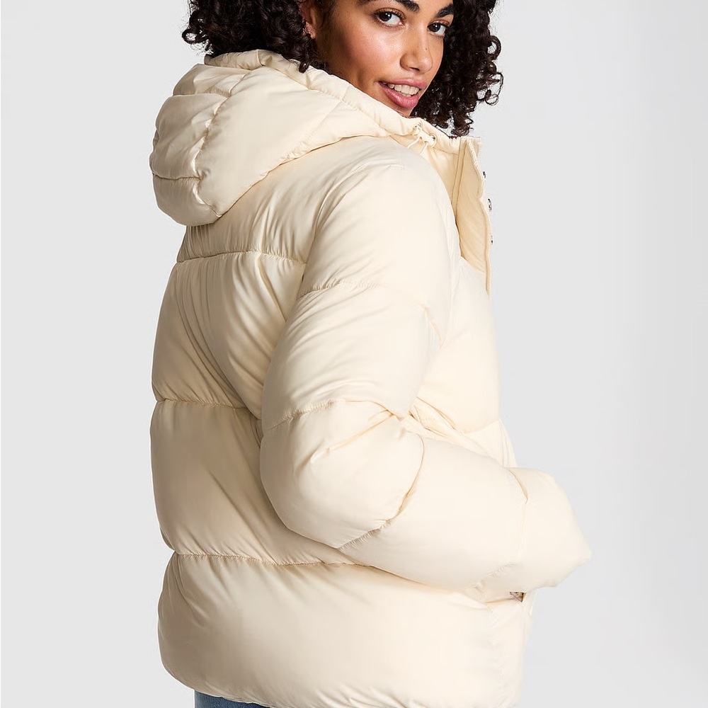 Victoria secret Pink women’s marshmallow puffer coat size medium White shell - Picture 2 of 3